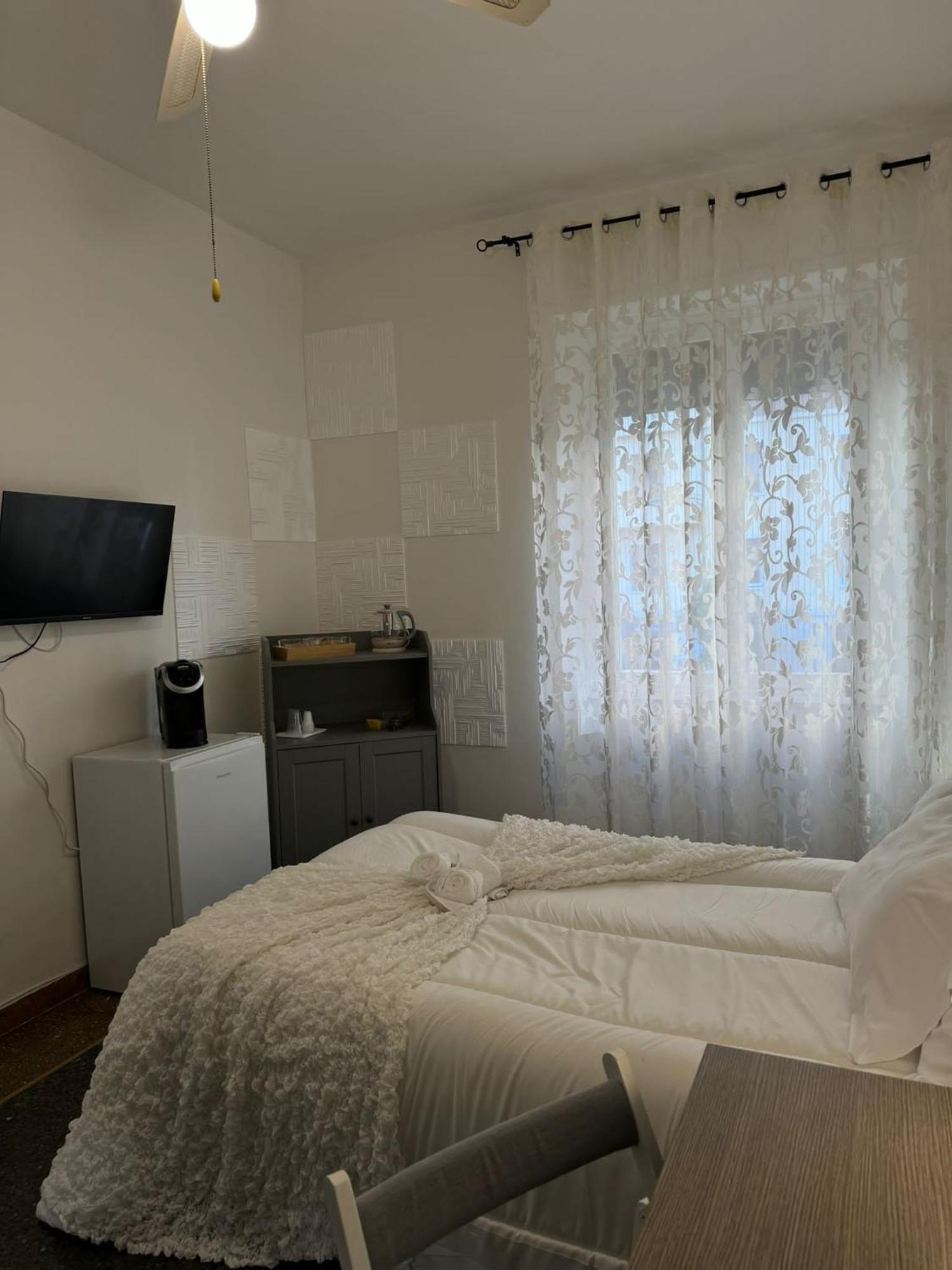 Fenice House โรม ภายนอก รูปภาพ